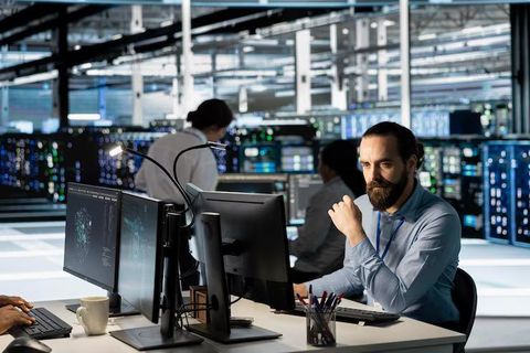 Business Analytics Platforms: Guide to Data Analysis and Decision Support