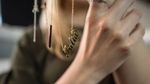 Name Engraved Necklaces: Guide to Personalized Designs and Engraving Styles
