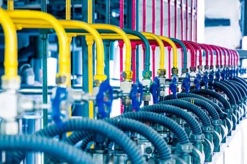 Industrial Generator Systems: Explore Types, Components, and Applications
