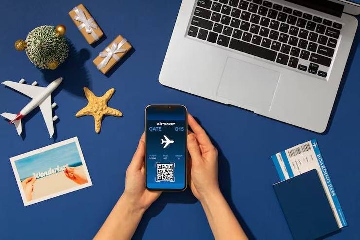 eSIM for International Travel: Guide to Roaming, Data Plans, and Practical Insights